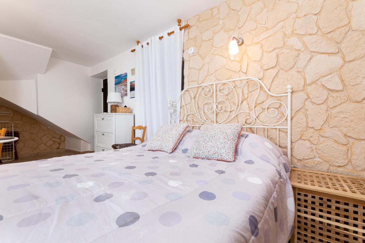 Apartments Riva バスカ エクステリア 写真