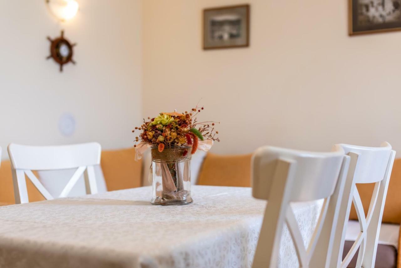 Apartments Riva バスカ エクステリア 写真