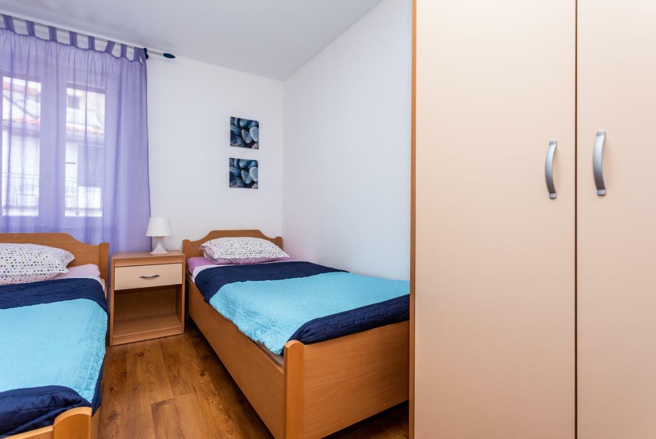 Apartments Riva バスカ エクステリア 写真