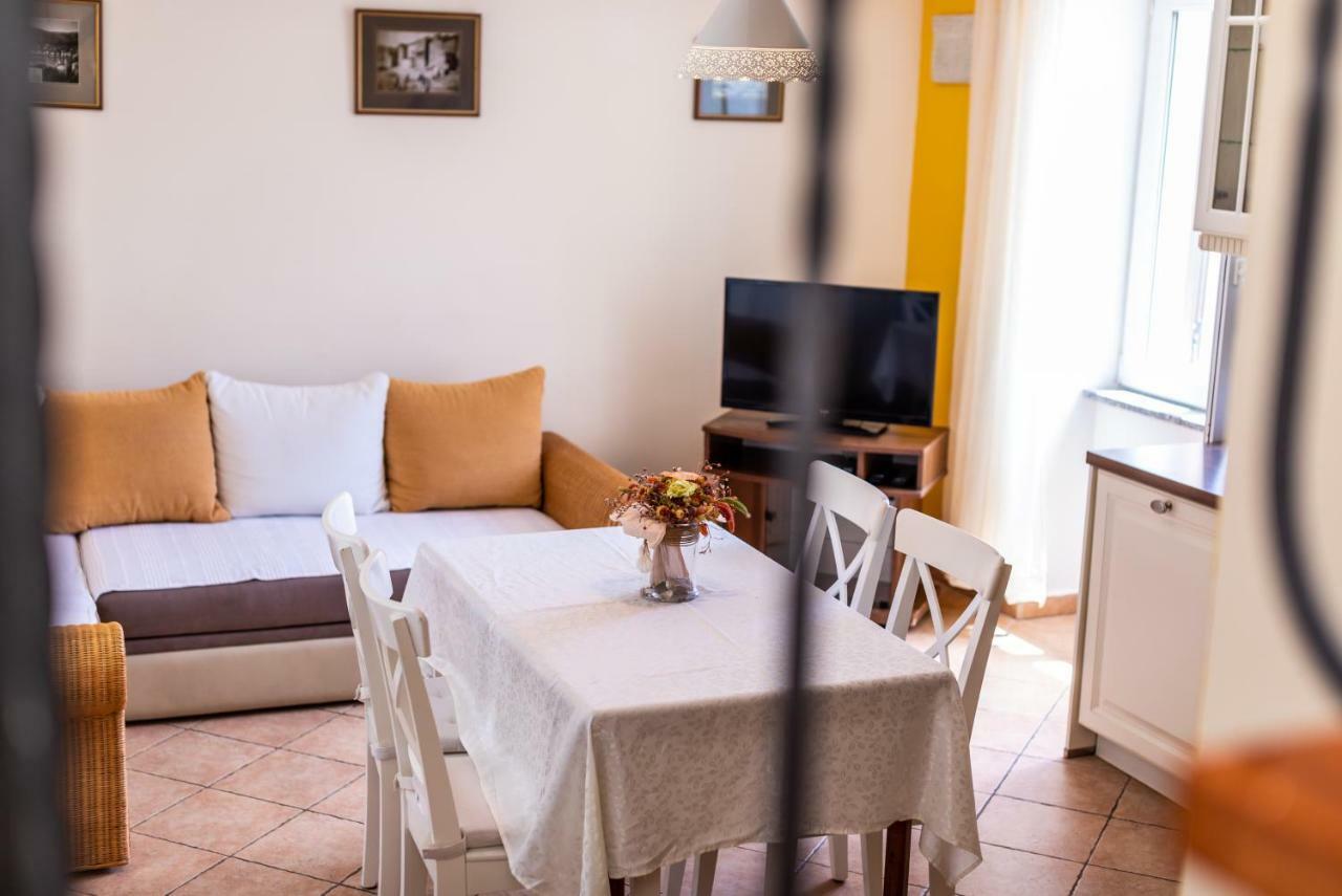Apartments Riva バスカ エクステリア 写真